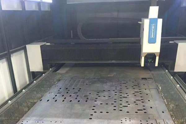 Máquina de corte por láser de acero aplicada en la industria de maquinaria alimentaria